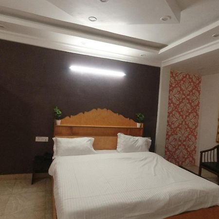 Shingar Hotel Mussoorie Mallroad Exteriér fotografie